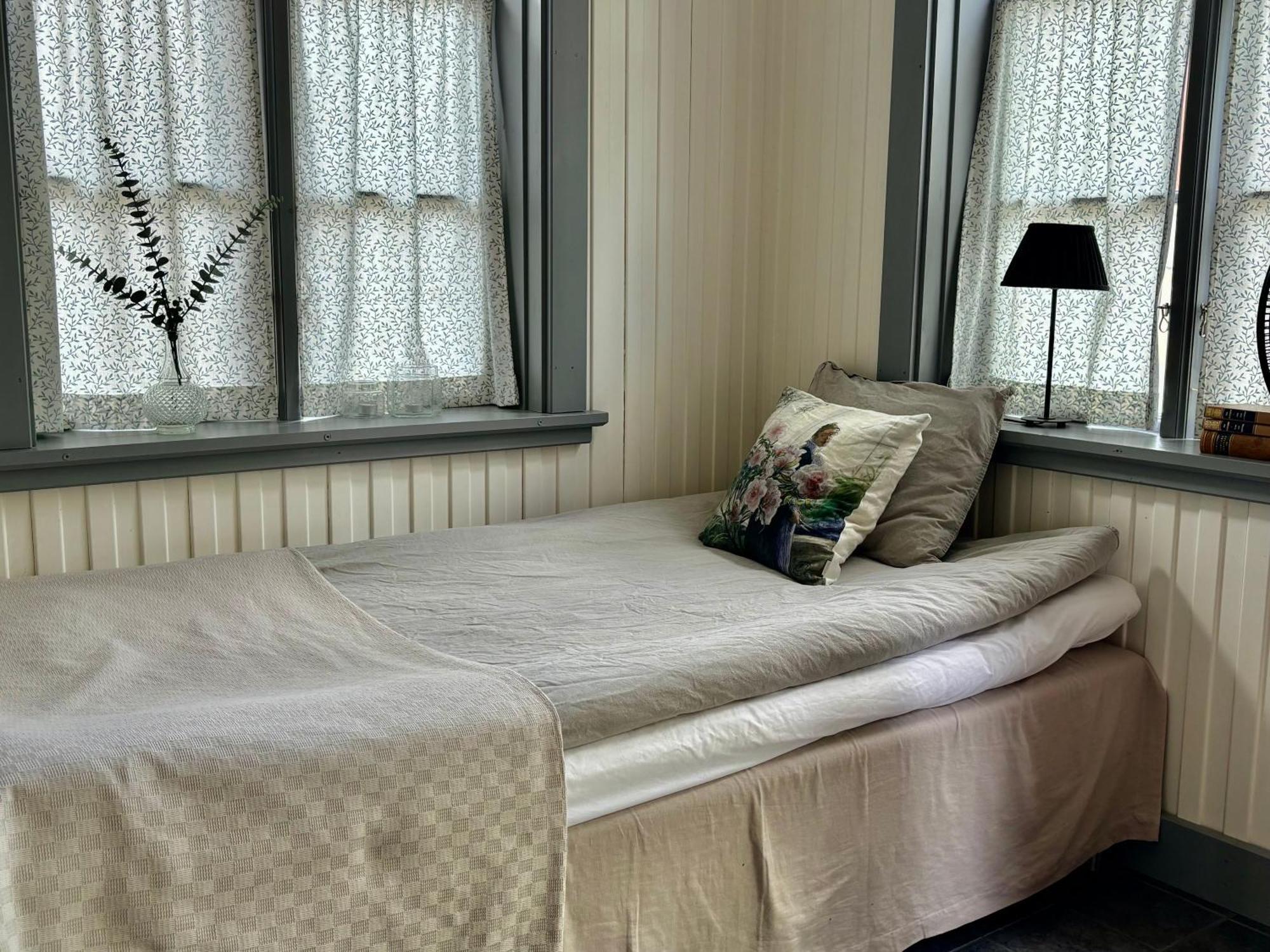 Lydde Gard Hotel Kinna Bagian luar foto