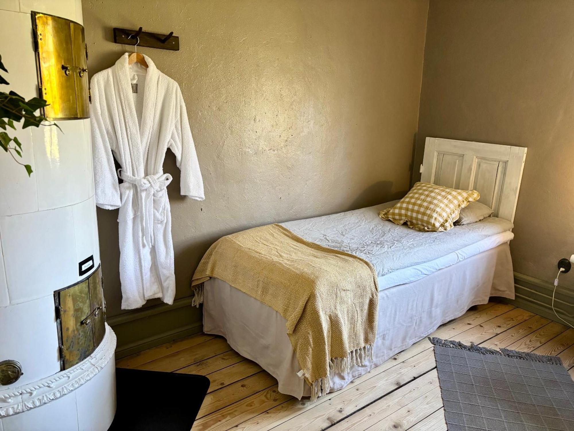 Lydde Gard Hotel Kinna Bagian luar foto